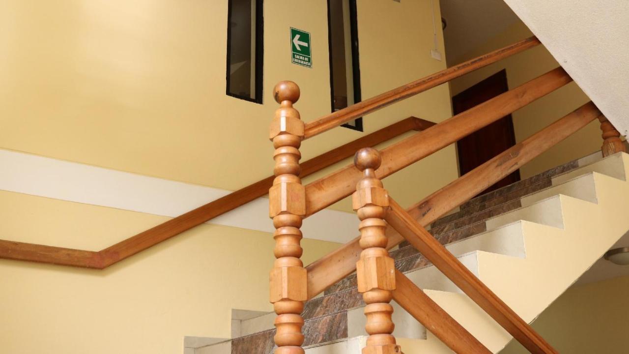 Hostal Casa Montoya Banos (Tungurahua) Exterior photo