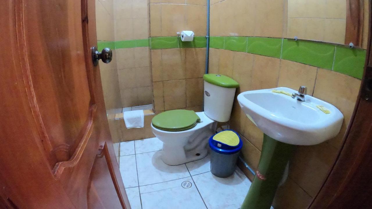 Hostal Casa Montoya Banos (Tungurahua) Exterior photo